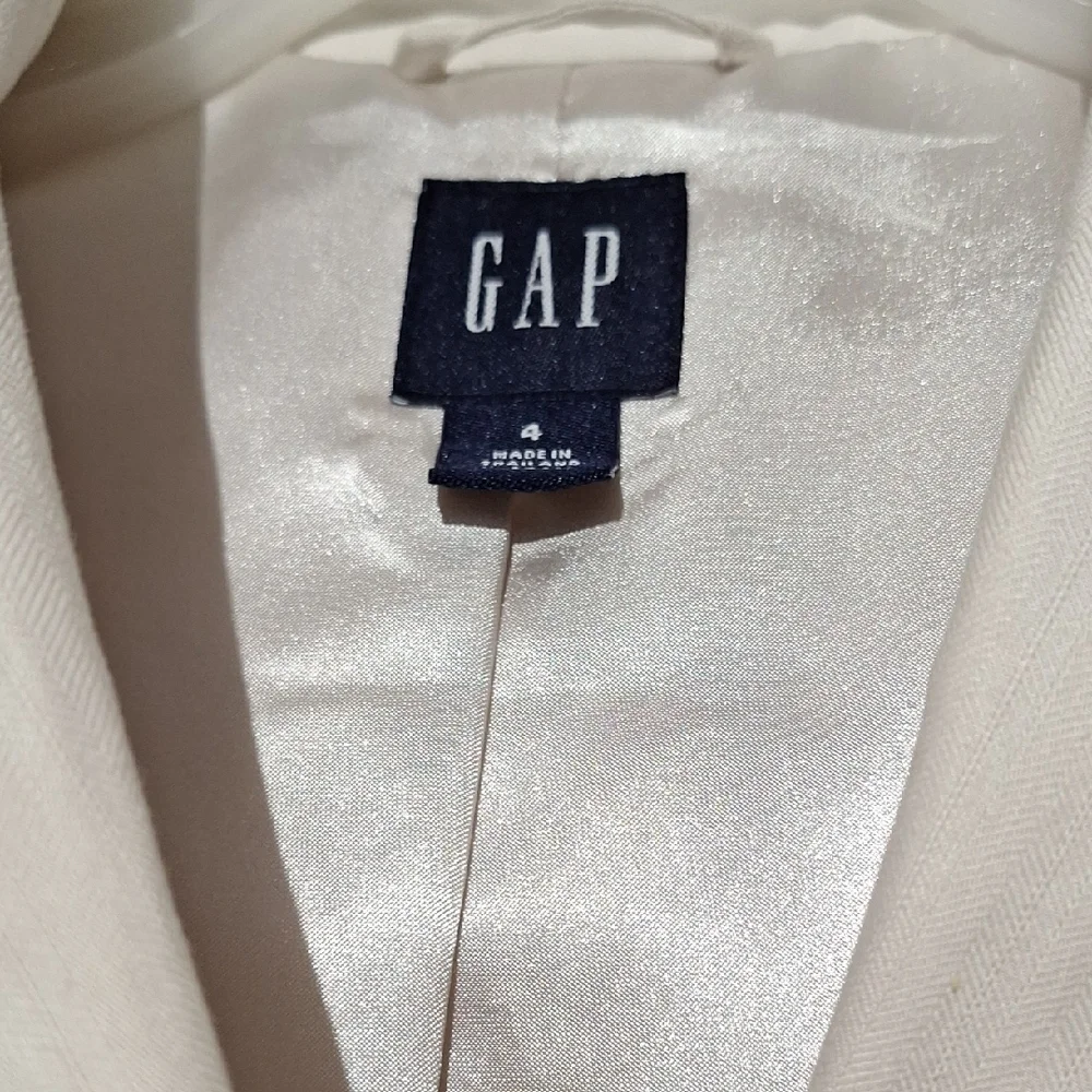 3/$20-GAP Beige Cotton Blazer, Sz 4, NWOT - Picture 2 of 15